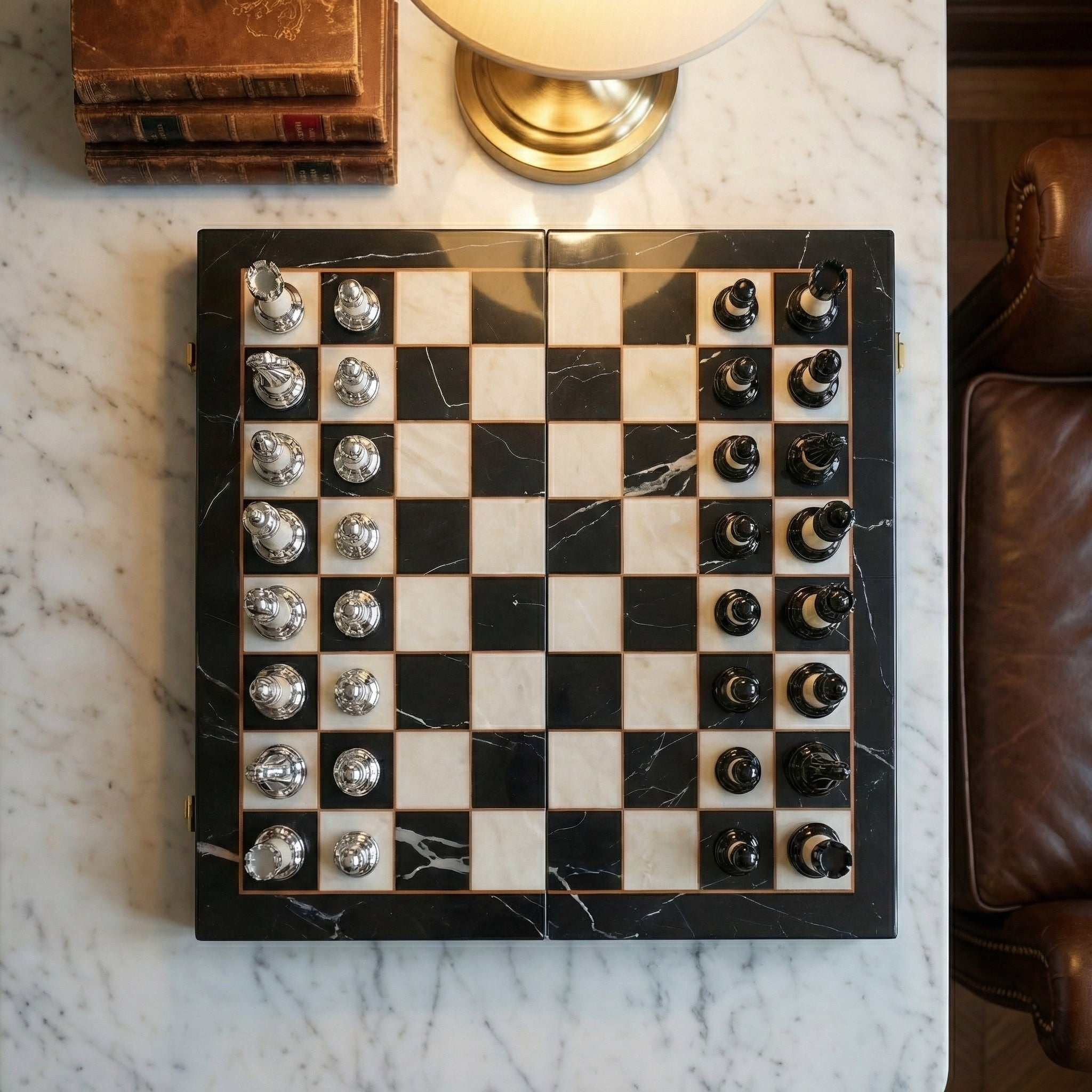 Scacchiera pieghevole in Ebano con pezzi in metallo
